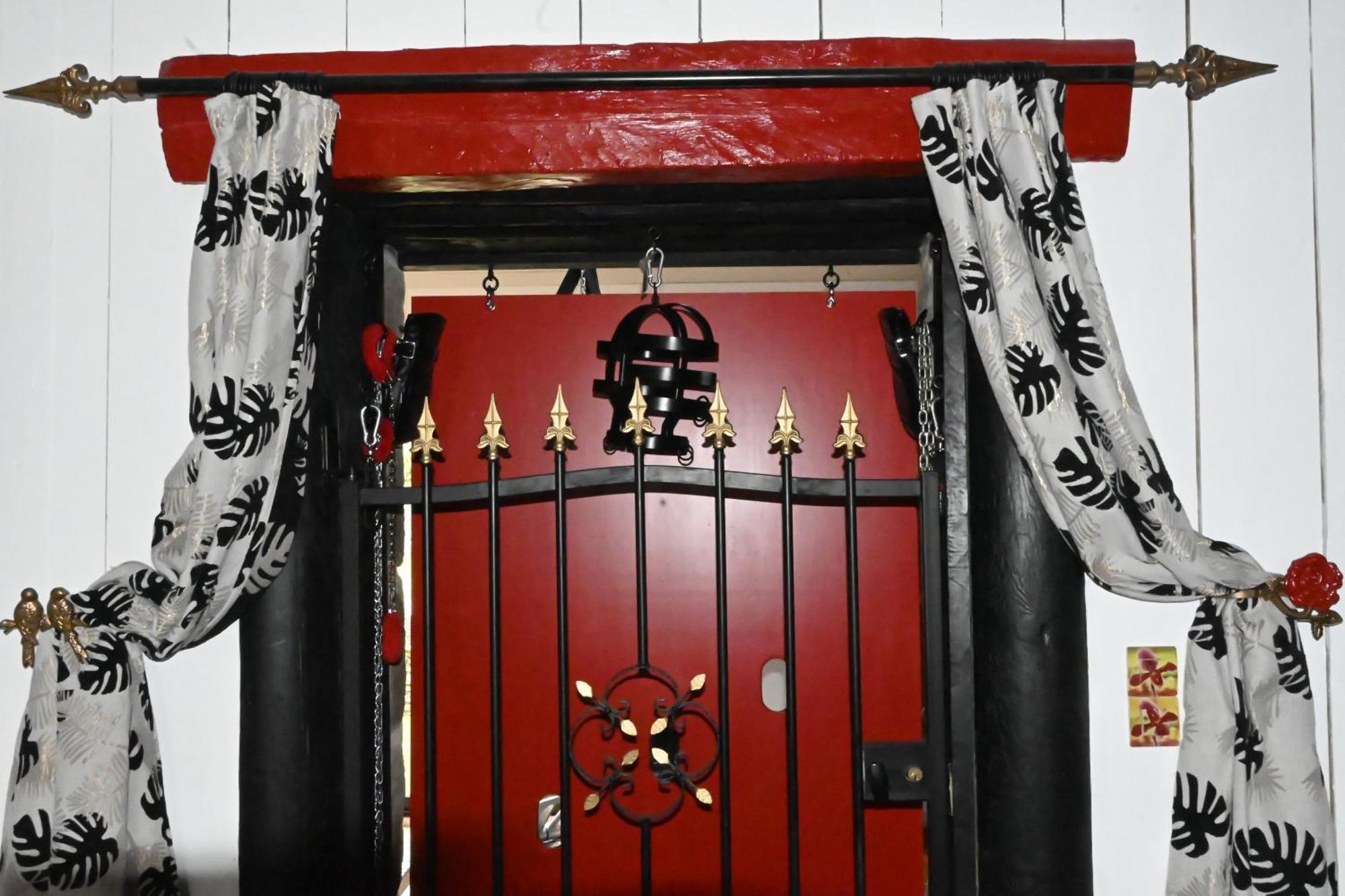 Love Room Donjon Dol In Love Bdsm Dol-de-Bretagne Exterior foto